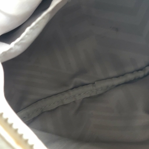 Rebecca Minkoff Julian Gray Leather Medium Backpack Pebbled White - Picture 11 of 12